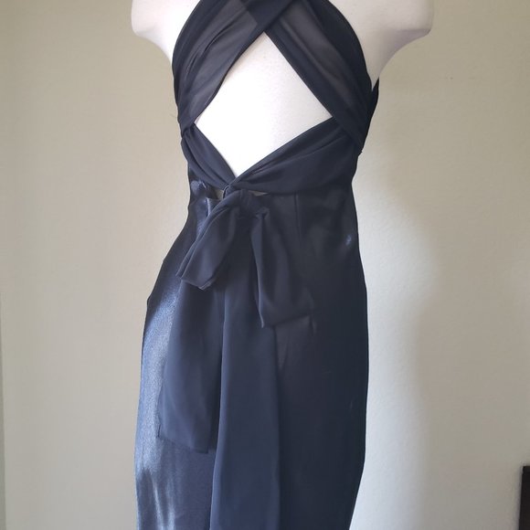 Gorgeous Black Evening/Prom Gown With Tie Back - Picture 8 of 15